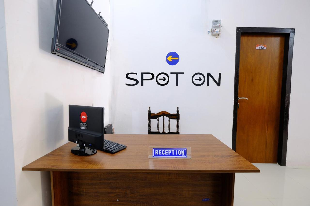 Spot On 1784 Tnc Residence Syariah Mataram Exterior foto