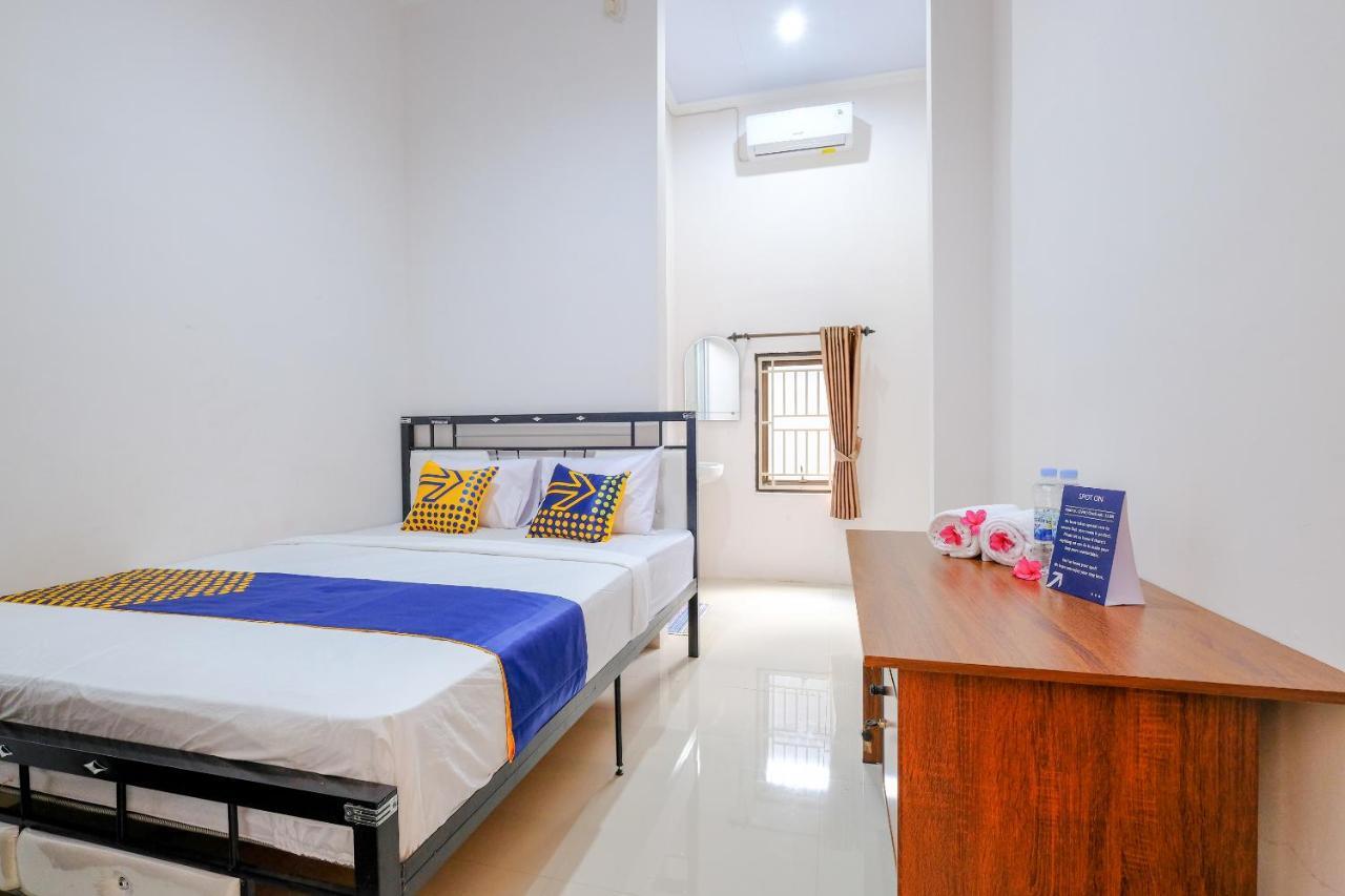 Spot On 1784 Tnc Residence Syariah Mataram Exterior foto