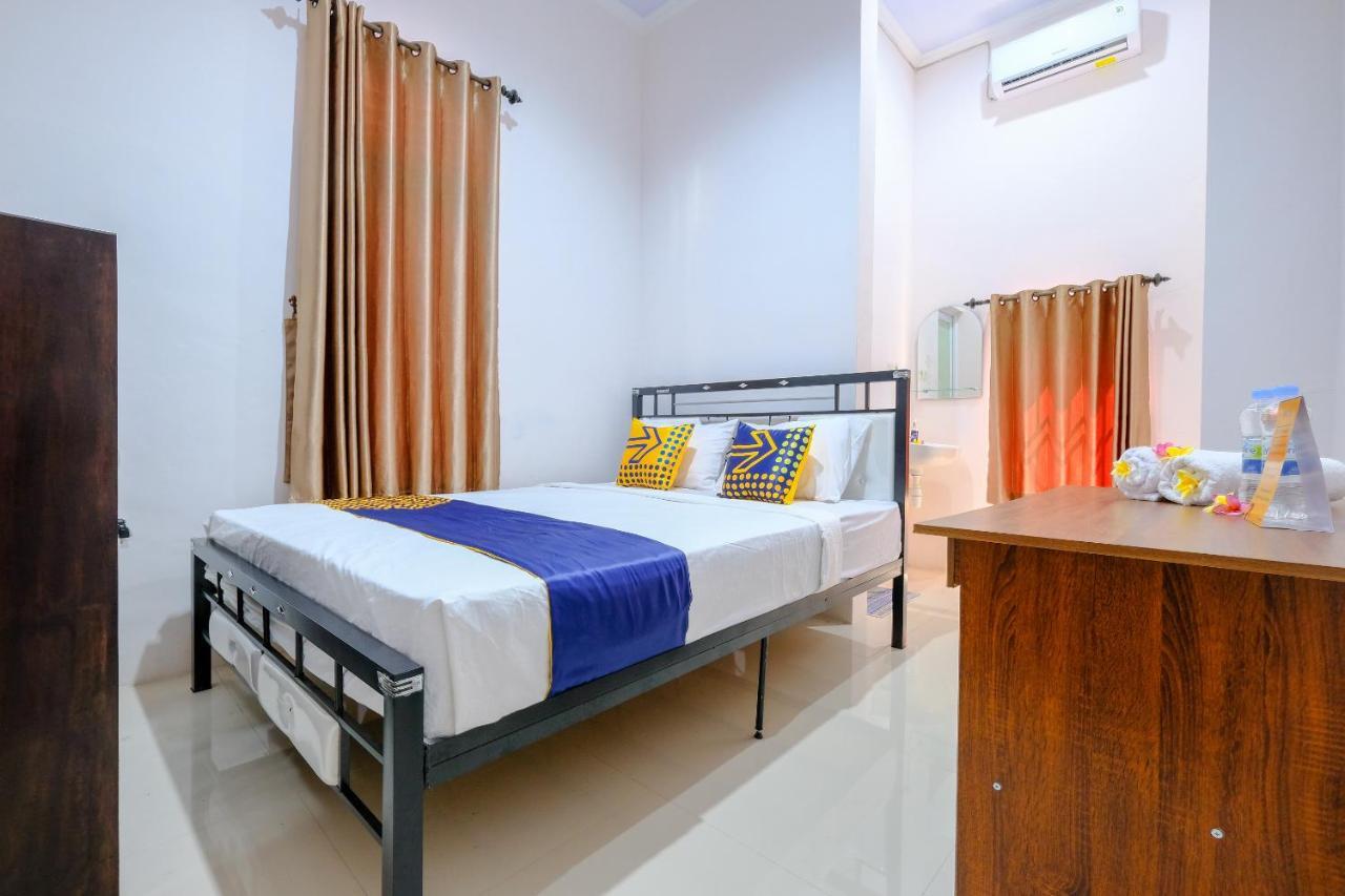 Spot On 1784 Tnc Residence Syariah Mataram Exterior foto